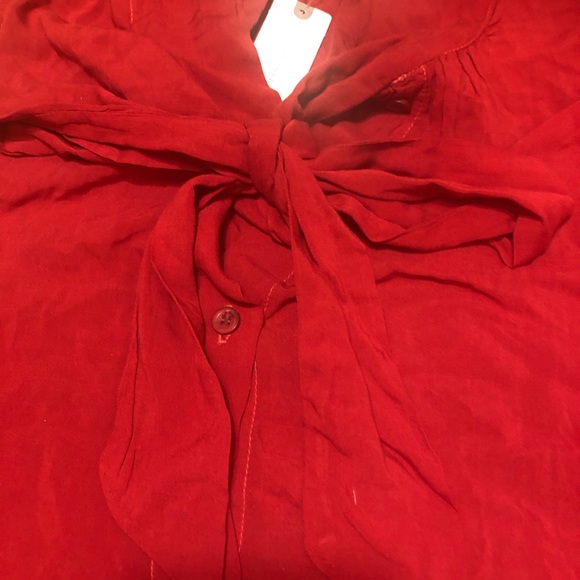 Anthropologie Cloth & Stone red tie blouse button front shirt M 8-10 NWT - Picture 3 of 6